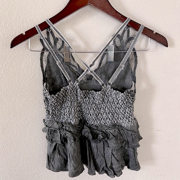 POL Lace Detail Ruffled Tank Top - Picture 2 of 15